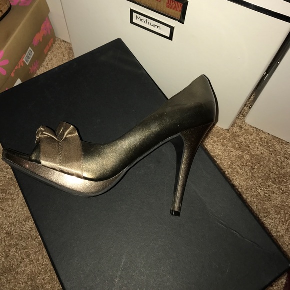 Carlos Santana heels - Picture 3 of 3