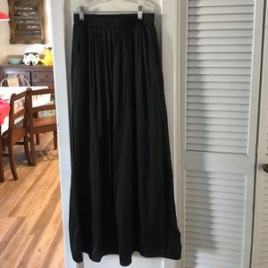 H&m black maxi skirt