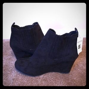 Merona slip on wedge booties