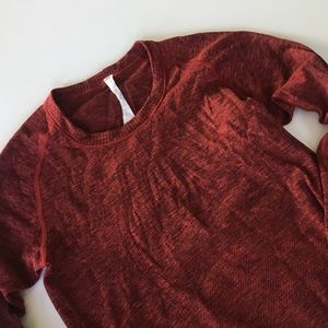 🍒Lululemon Swiftly Tech L/s - Maroon