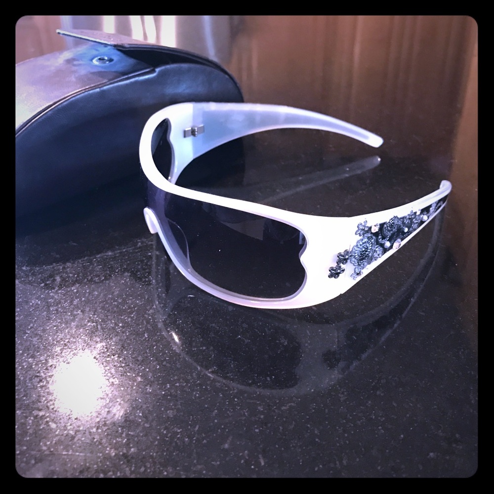 Badgley Mischka Fashion Sunglasses-Authentic