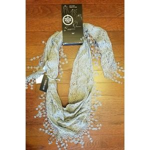 NWT Gray Lace Scarf