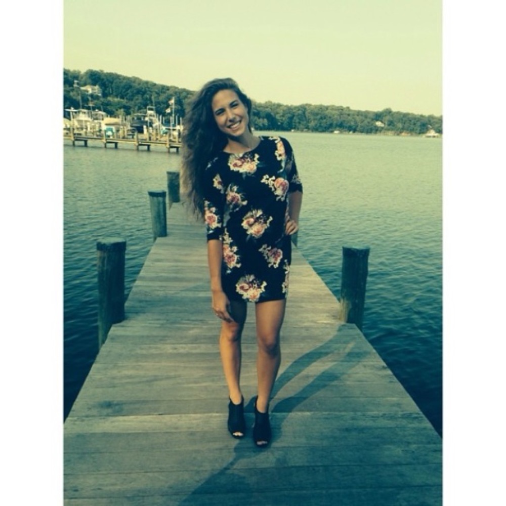 Meet your Posher, Victoria