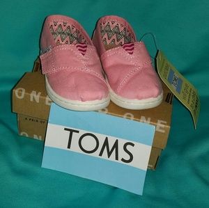 Toms Classic Pink Canvas