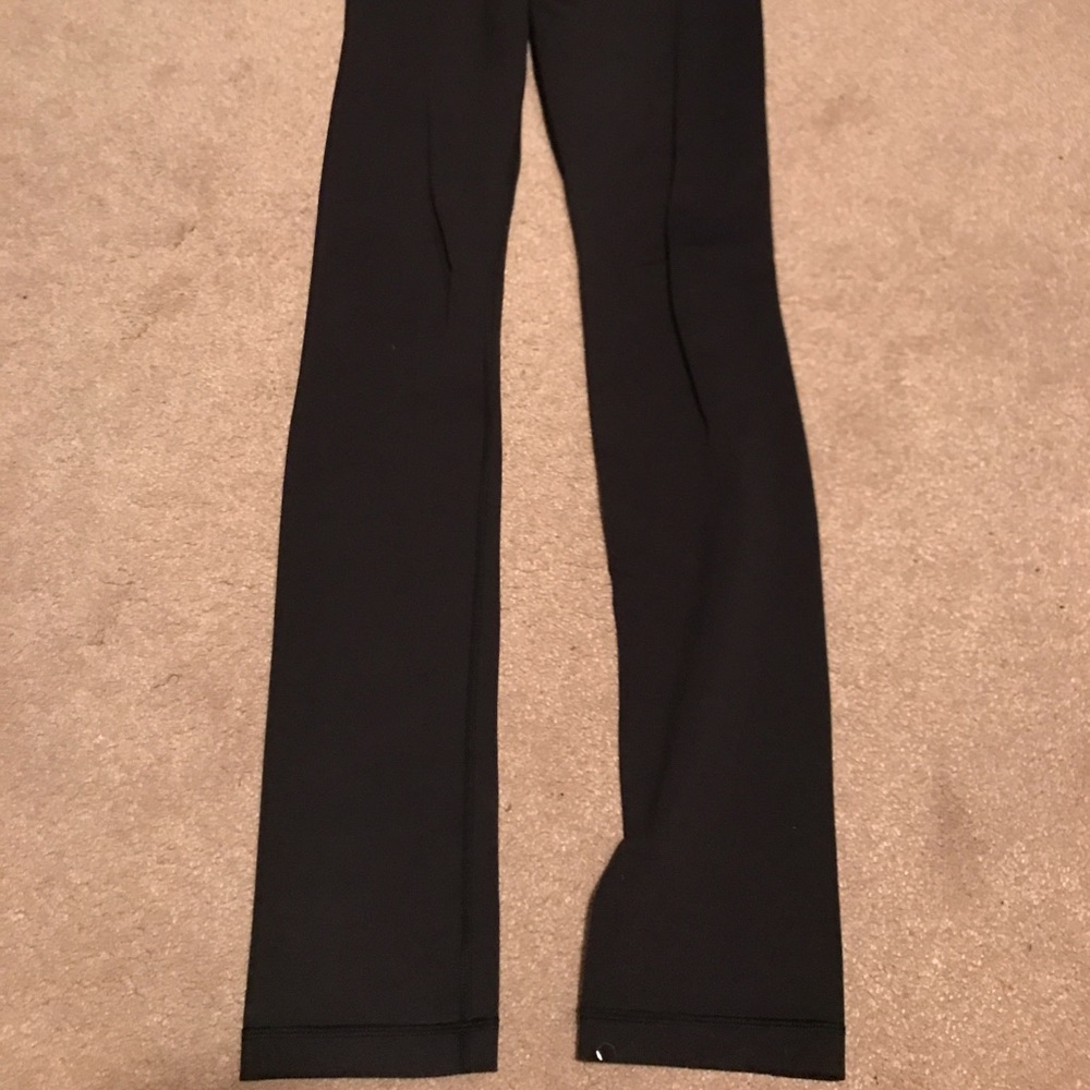Lululemon skinny groove pant
