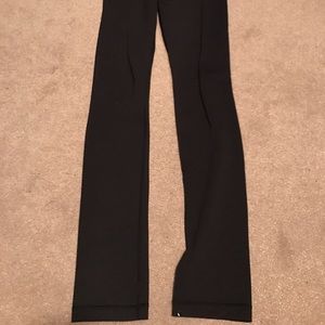 Lululemon skinny groove pant