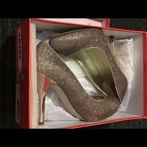 Ivanka trump pink multi color size 8