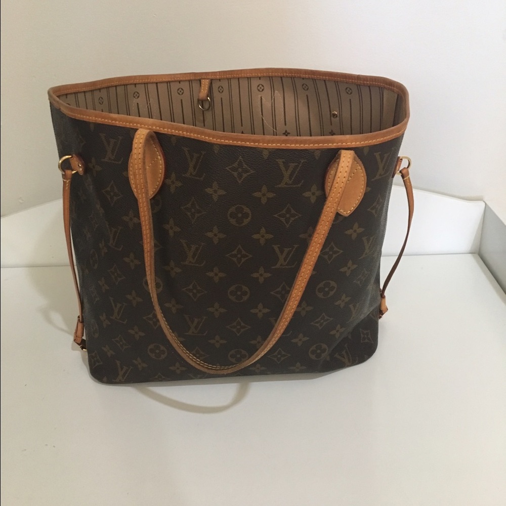 Louis Vuitton authentic neverfull handbag