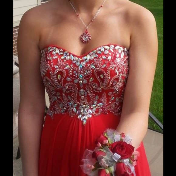 Prom Dress - Picture 3 of 4