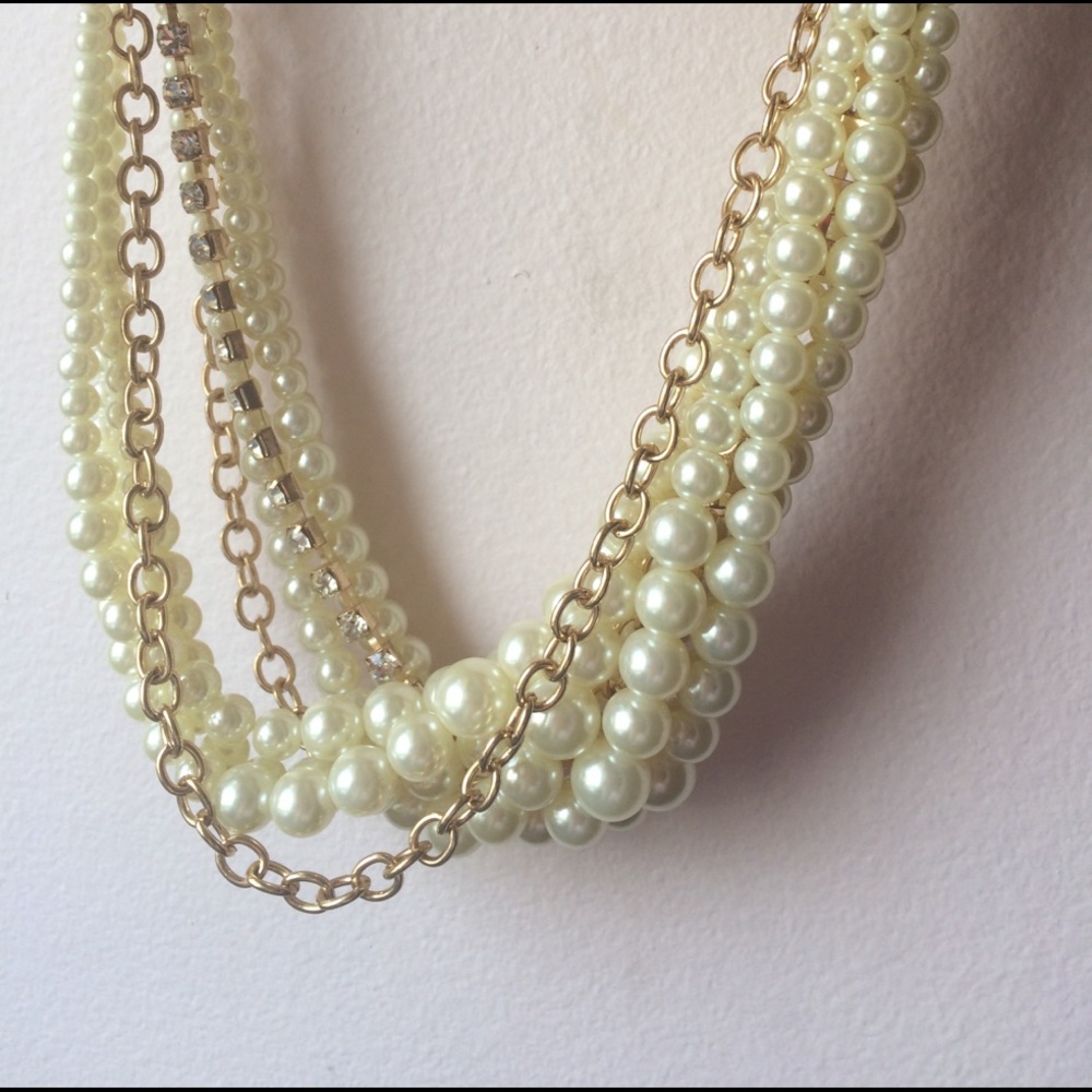 Pearl gold diamond rhinestone statement necklace