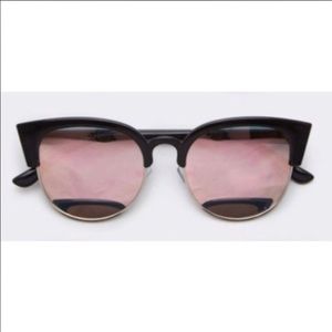 🎉SALE🎉Wila sunglasses