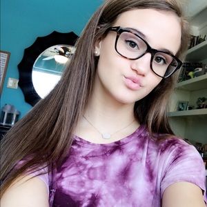 Meet your Posher, Katelynn