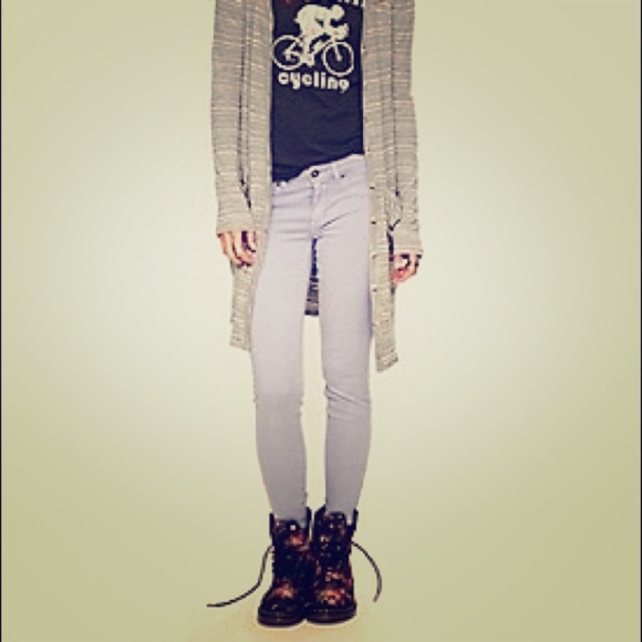 NWOT Free People Pale Lavender Skinny Cropped Jean - Picture 1 of 3