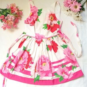 A&f Pink and white open back sleeveless mini dress