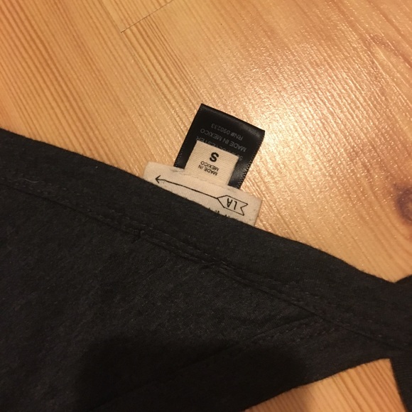 PRETTY HIPPY HALTER TOP - Picture 2 of 3