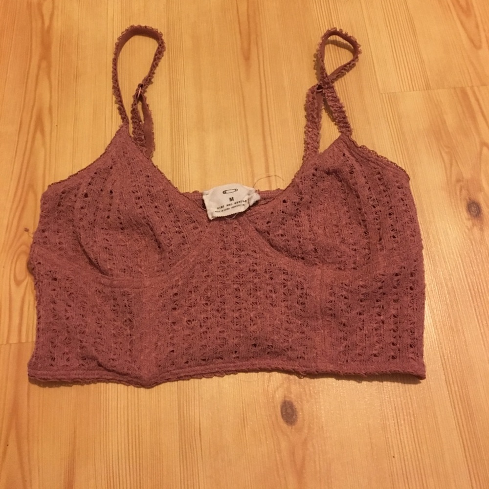 ROSEY COLORED PAC SUN CROP PERFECT FOR SUMMER