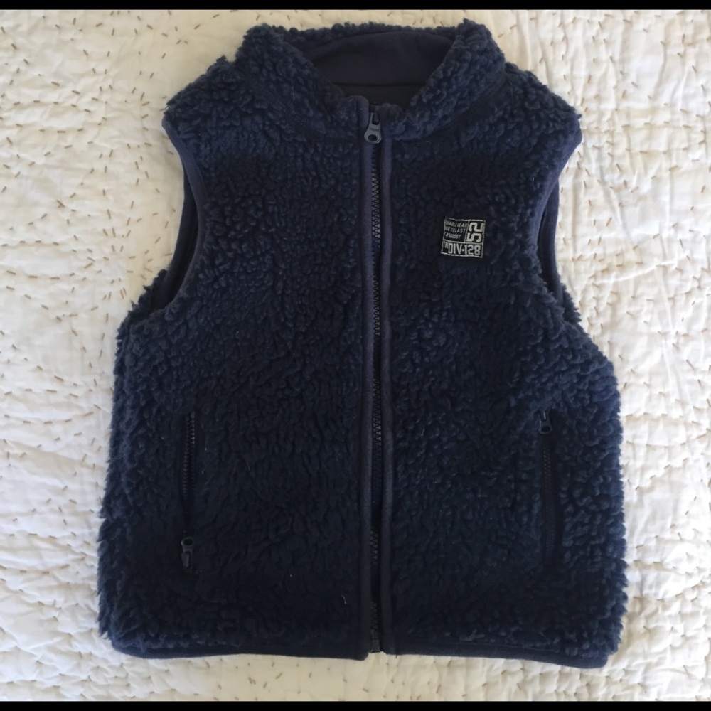 Boys Fleece vest size 4T