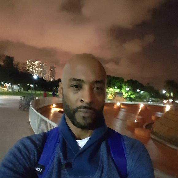 Meet your Posher, Johnny r. - Picture 1 of 2