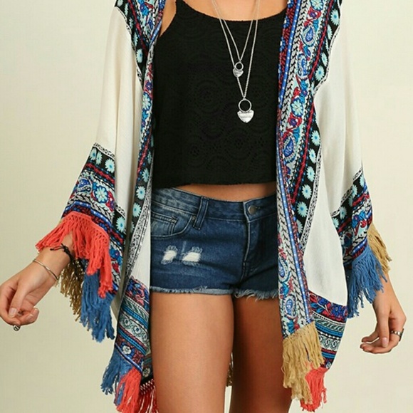 !!LAST ONE!! Kimono with a Fringe Hemline - Picture 8 of 8