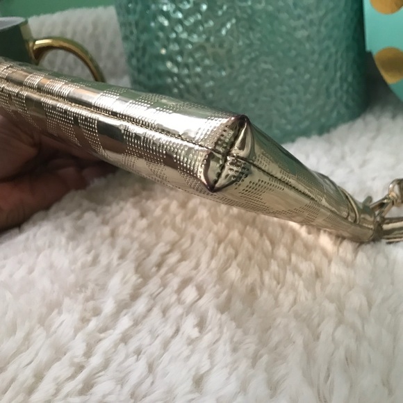 Micheal Kors wristlet authentic - Picture 3 of 4