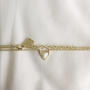 Kendra Scott necklace