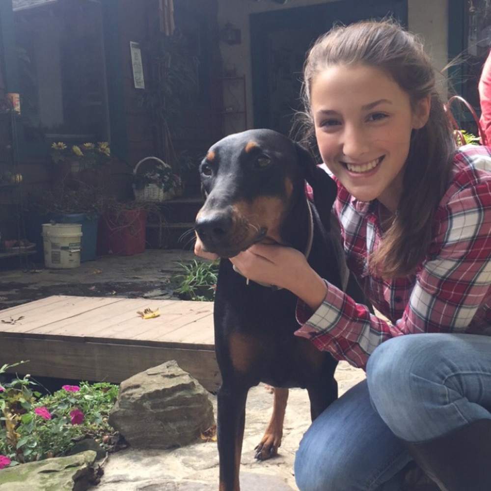 Meet your Posher, Alyssa