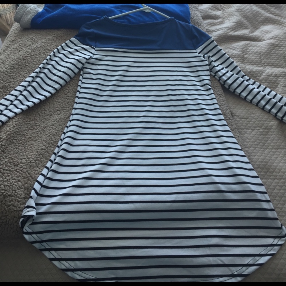 Small tunic - Picture 3 of 3