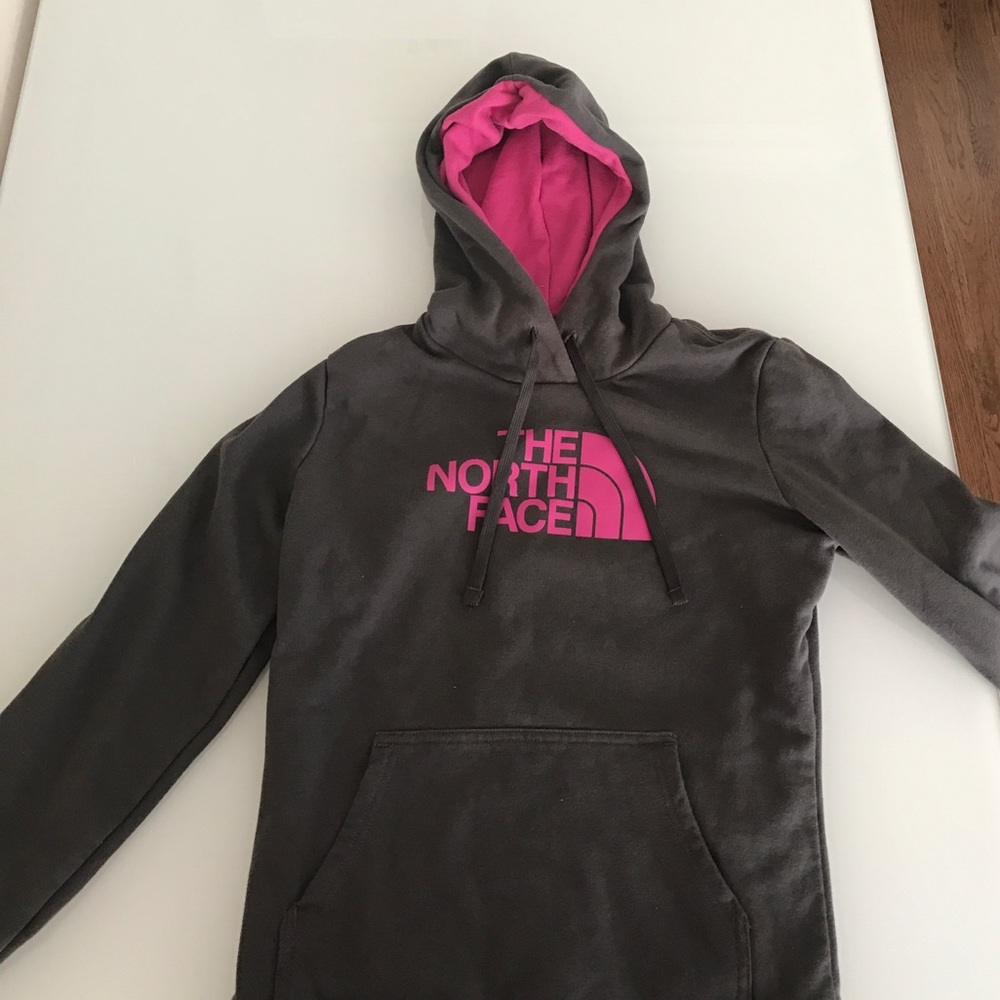 North Face Hoodie. NWOT.