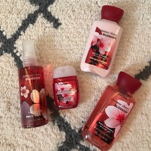 Never used Bath & Body works Travel essentials