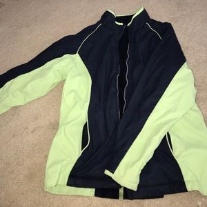 Lightweight reversible ski jacket!