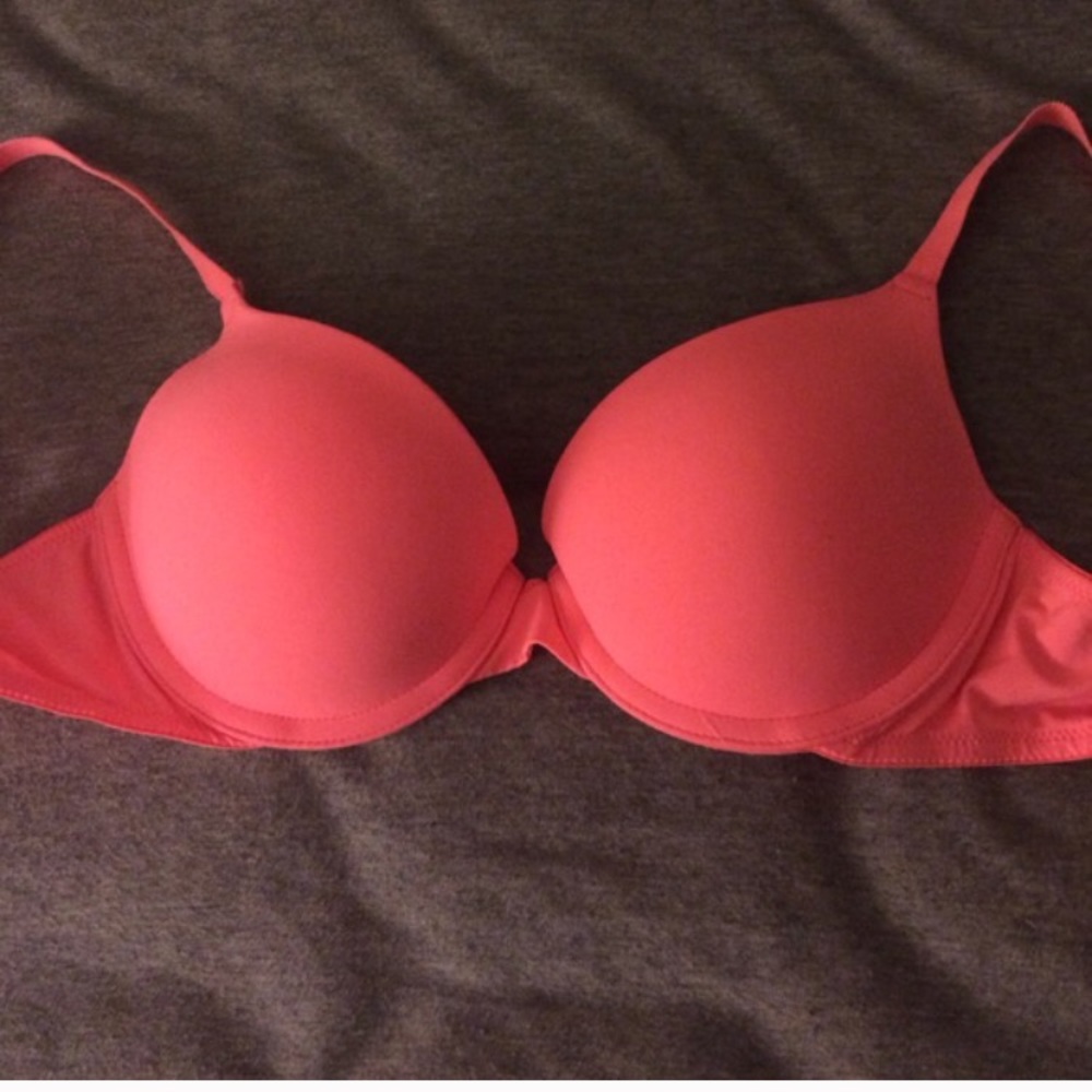 Victoria's Secret pink 34b push up bra