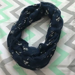 Boston terrier circle scarf