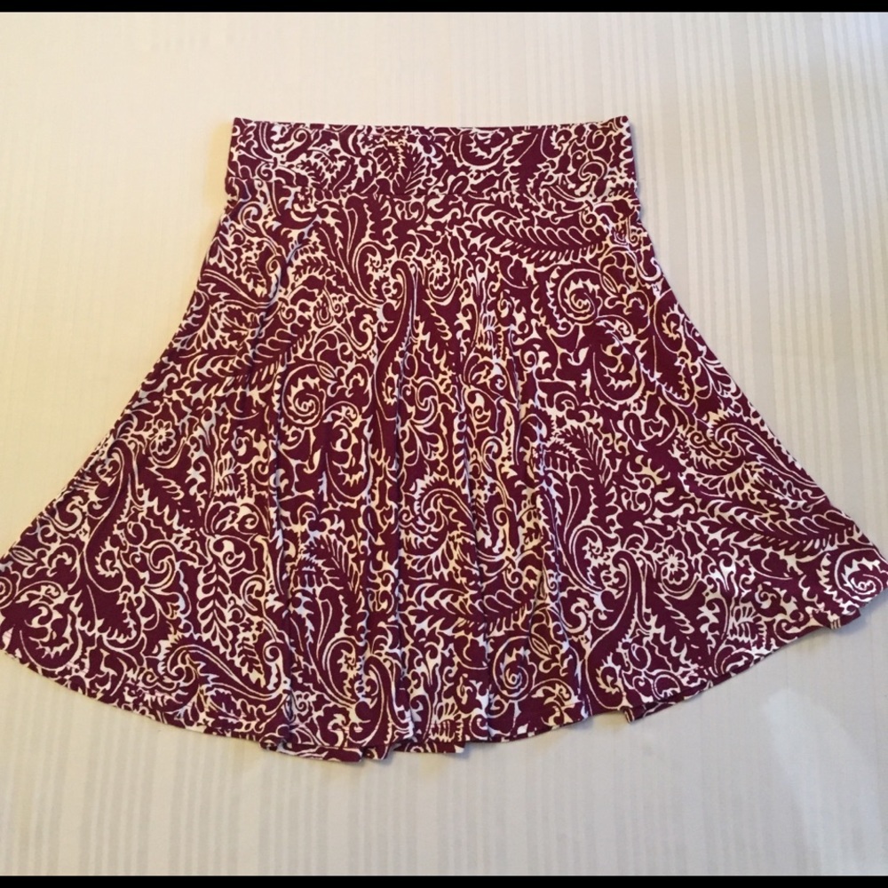 Loft fit & flare midi knit skirt. NWOT