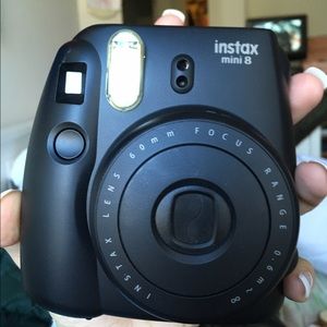 Black instax mini 8