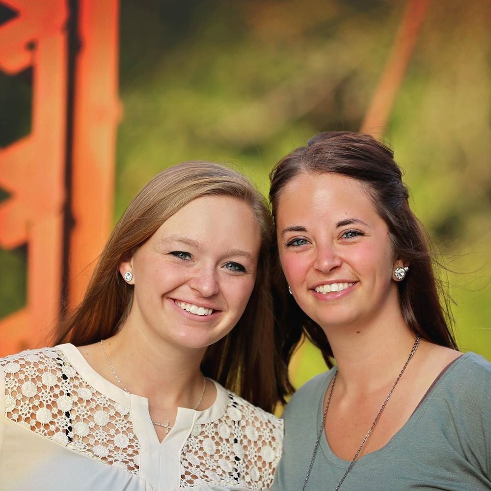 Meet your Posher, Nola