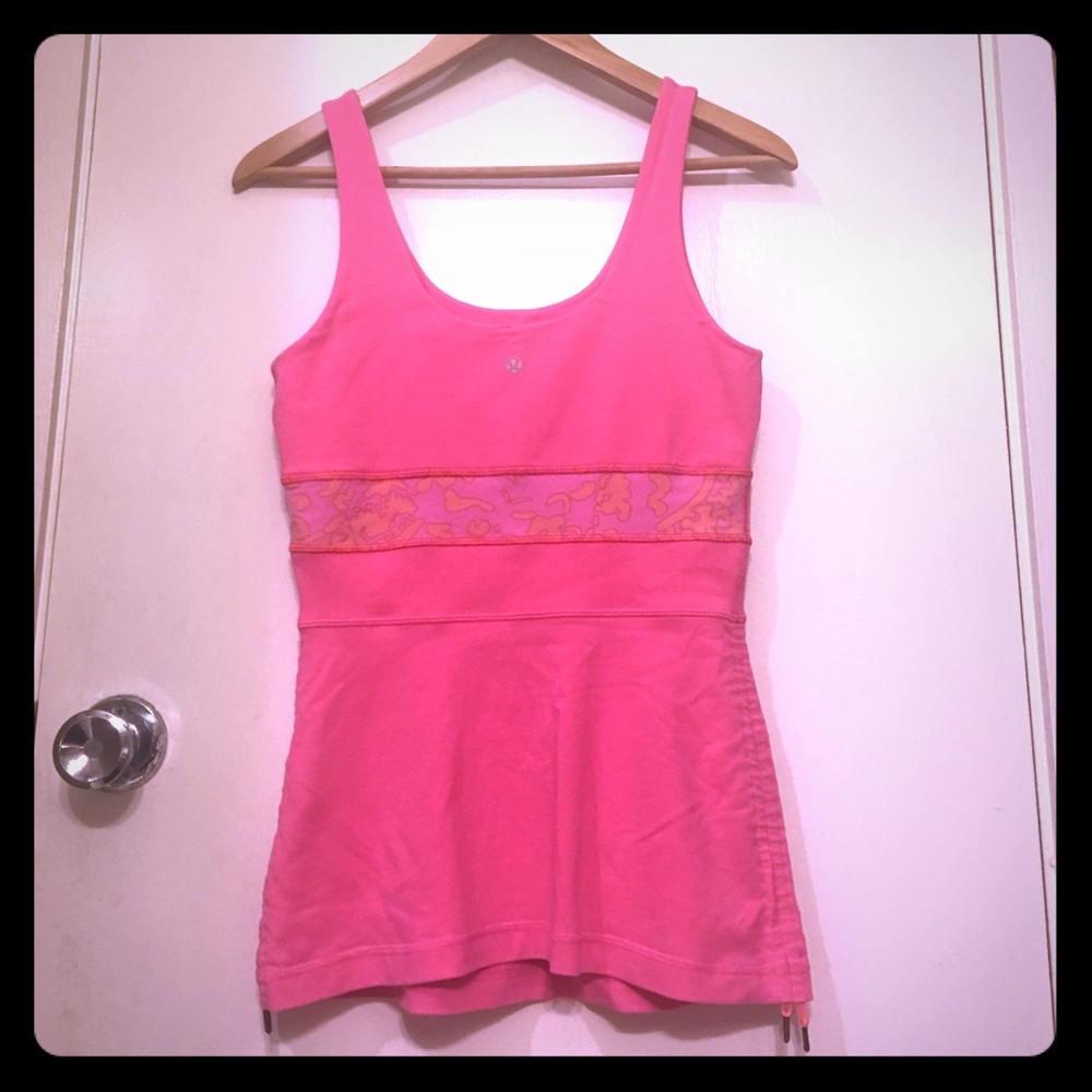 Lululemon pink top