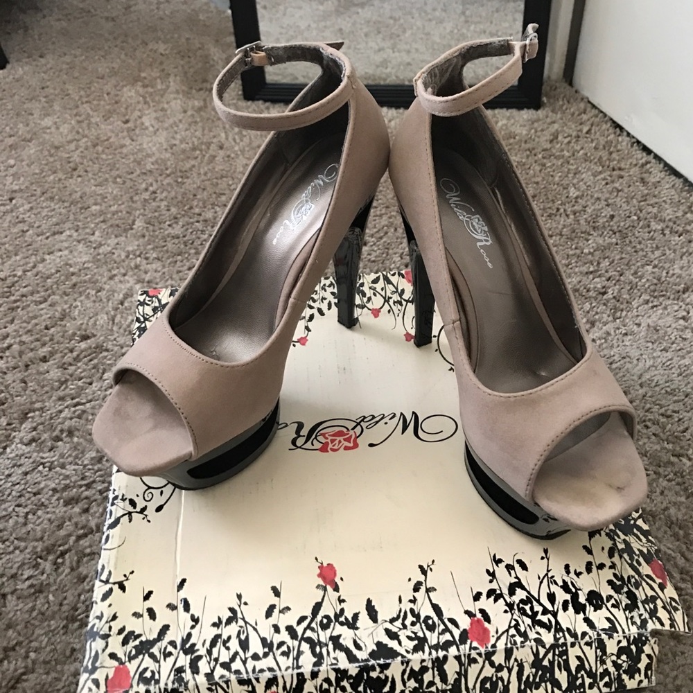 HEELS