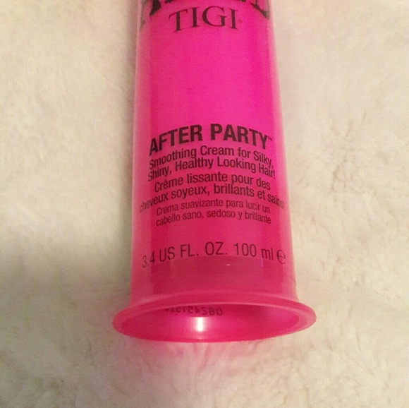 Accessories Bed Head After Party Smoothing Cream Poshmark