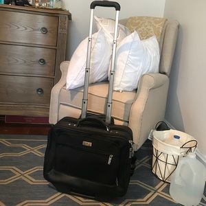 Samsonite Unisex Rolling Briefcase or Travel Bag