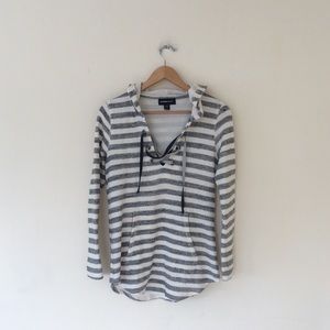 fifteen twenty Sweaters - Fifteen twenty Lace Up hoodie S NWOT fifteen twenty Sweaters - Fifteen twenty Lace Up hoodie S NWOT