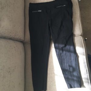 Women's dress legging/pant.