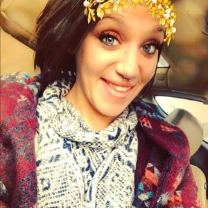 Meet your Posher, Briana