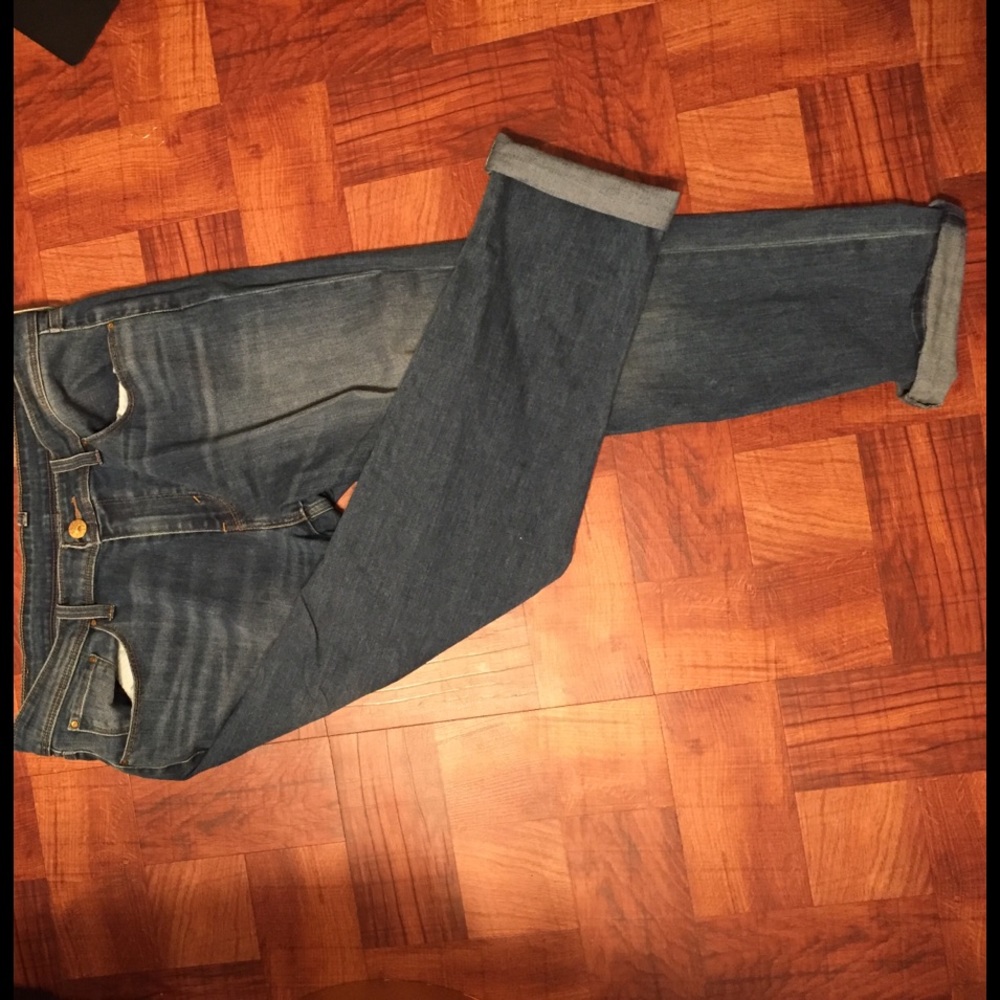 Lev's cropped pants /capris