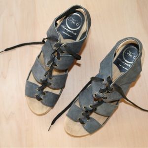 No. 6 Boutique NYC brand wedge clogs size 39 9