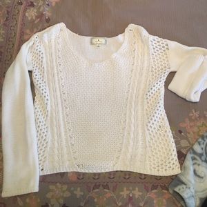 ✨SOLD! ✨ Crop sweater