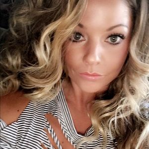 Meet your Posher, Carolyn