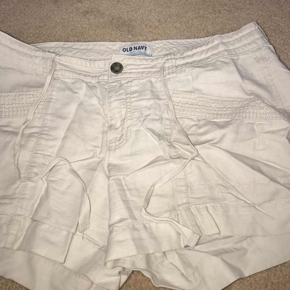 Cream Linen shorts!!