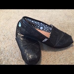 Tom's Black Sparkles Flats size 6.5 W