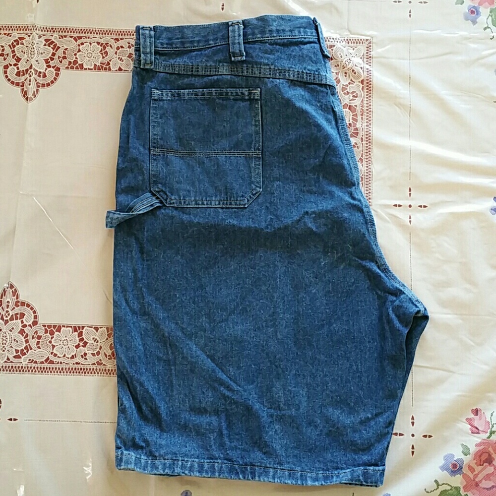 “SOLD IN MERC” Men Short Jeans, Size 46