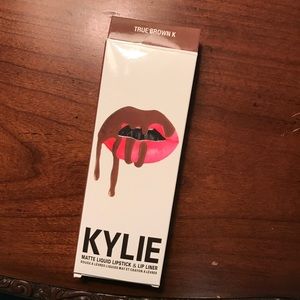 Kylie "True Brown K" Matte Lipkit
